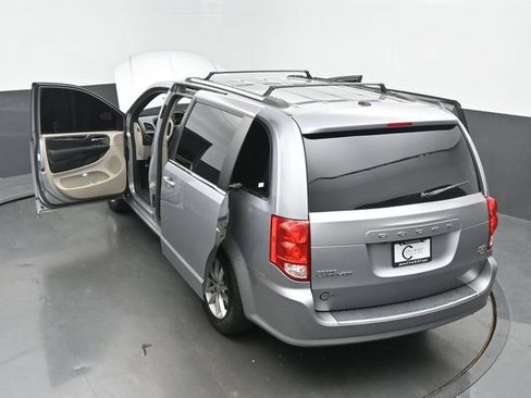 Used 2018 Dodge Grand Caravan SXT FWD image 62
