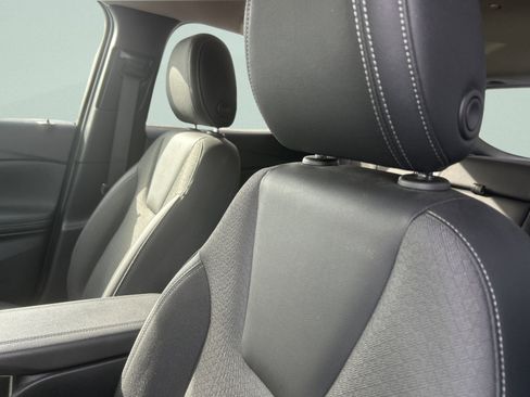 Used 2023 Buick Encore GX Select image 11