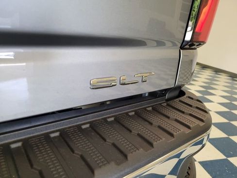 New 2025 GMC Sierra 2500 SLT image 11