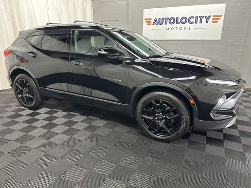 Used 2024 Chevrolet Blazer Premier w/ Enhanced Convenience Package AWD/4WD image 3