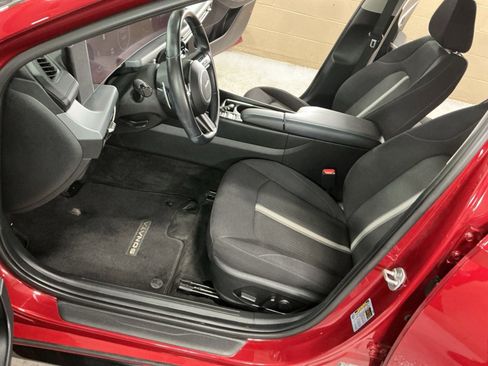 Certified 2024 Hyundai Sonata SEL w/ Convenience Package image 11