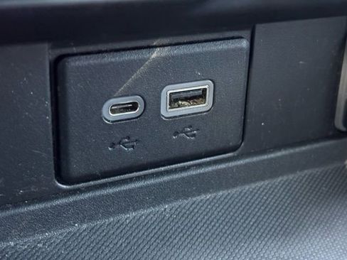 Used 2021 Chevrolet Tahoe RST image 32