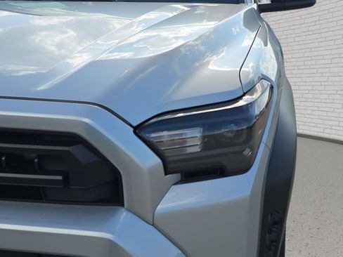 Used 2025 Toyota 4Runner SR5 RWD image 32