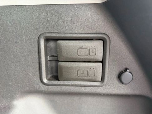 Used 2021 GMC Terrain SLE w/ Driver Convenience Package image 24