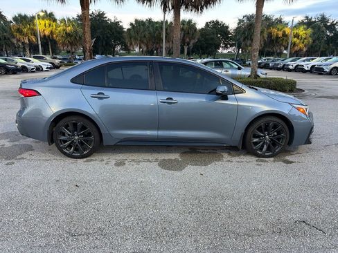 Used 2023 Toyota Corolla SE FWD image 4