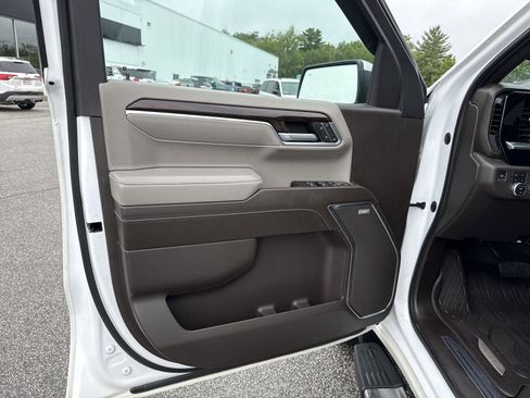 Used 2022 GMC Sierra 1500 SLT w/ SLT Premium Plus Package image 12