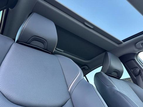 New 2026 Toyota Prius XLE image 16