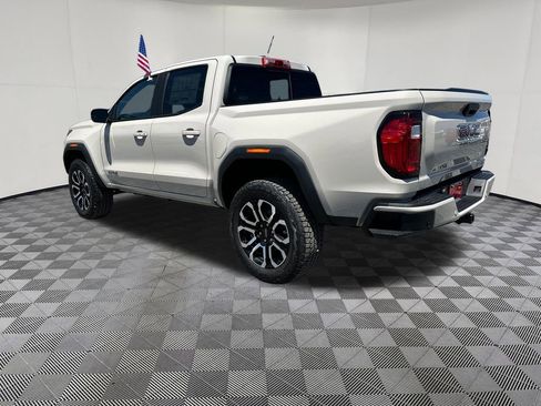New 2026 GMC Canyon AT4 w/ AT4 Premium Package AWD/4WD image 3