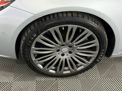 Used 2015 Mercedes-Benz S 550 Sedan image 7
