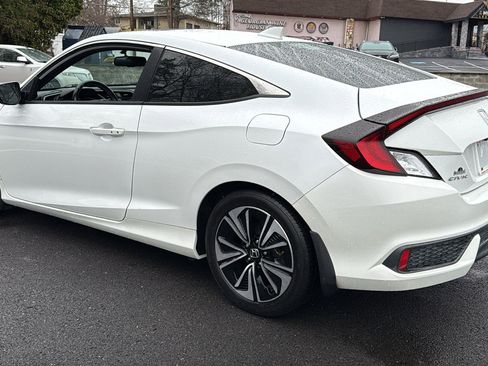 Used 2017 Honda Civic EX-L image 21