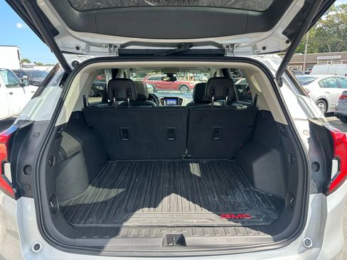 Used 2020 GMC Terrain Denali w/ Denali Premium Package image 19