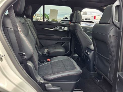 New 2026 Ford Explorer ST image 16