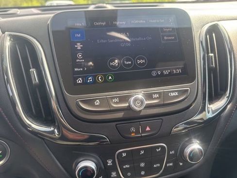 Used 2022 Chevrolet Equinox RS w/ Infotainment Package AWD/4WD image 19