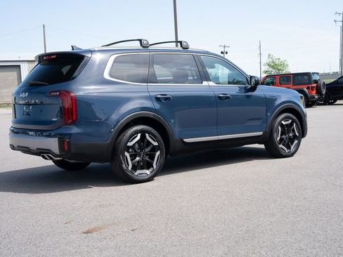 Used 2025 Kia Telluride S AWD/4WD image 6