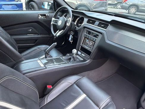 Used 2013 Ford Mustang GT Premium w/ Comfort Pkg image 15