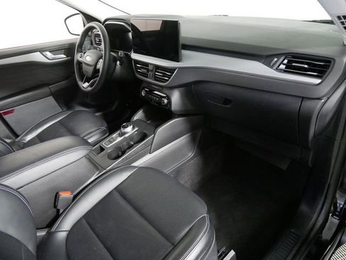 Certified 2025 Ford Escape Platinum image 11