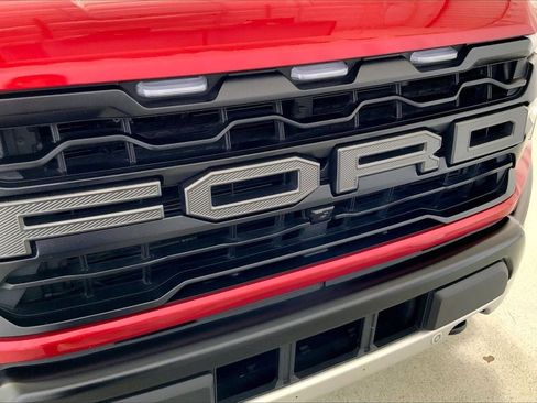 Used 2025 Ford F150 Raptor AWD/4WD image 30