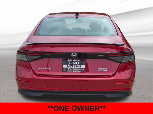 Used 2024 Honda Accord Sport image 6