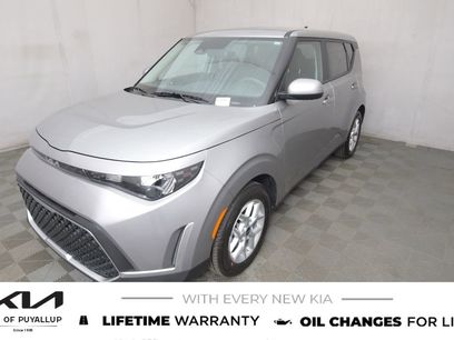 New 2025 Kia Soul LX