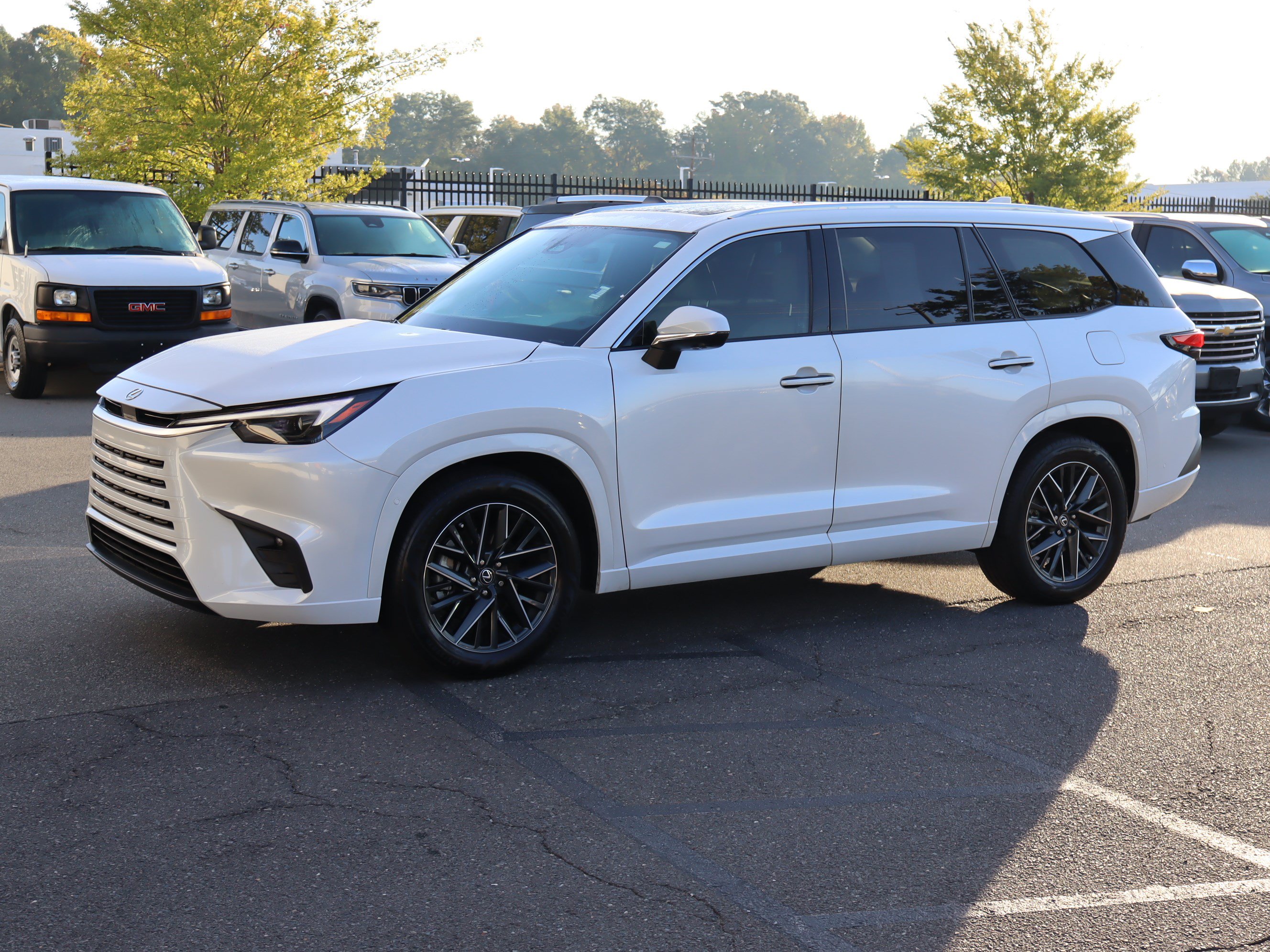 Used 2025 Lexus TX 350 FWD w/ Technology Package image 5
