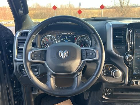 Used 2024 RAM 2500 Big Horn w/ Night Edition image 33