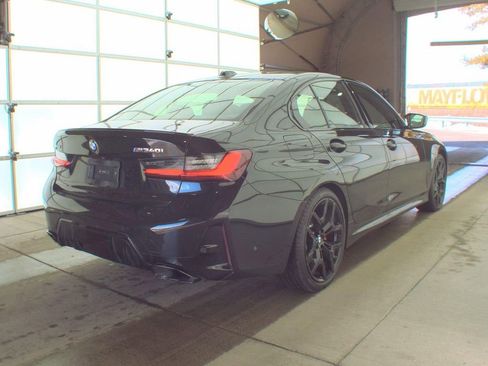 Used 2025 BMW M340i xDrive image 3