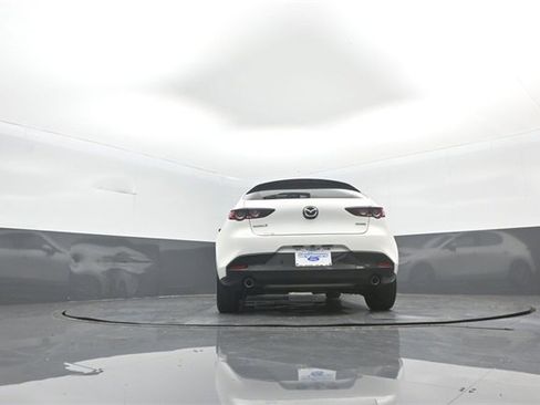 Used 2021 MAZDA MAZDA3 s image 36