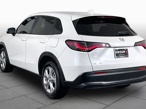 Used 2023 Honda HR-V LX image 11
