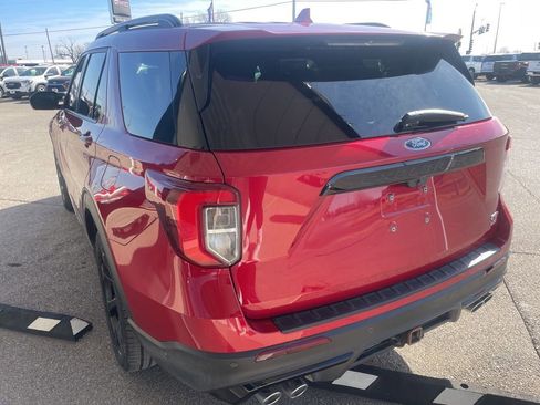 Used 2020 Ford Explorer ST w/ ST Street Pack image 5