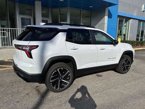 New 2026 Chevrolet Equinox RS w/ LPO, Floor Liner Package image 7