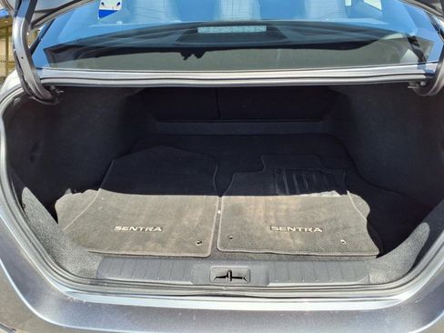 Used 2025 Nissan Sentra S FWD image 23
