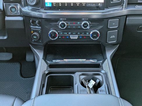 New 2026 Ford F350 Lariat w/ Black Appearance Package image 19