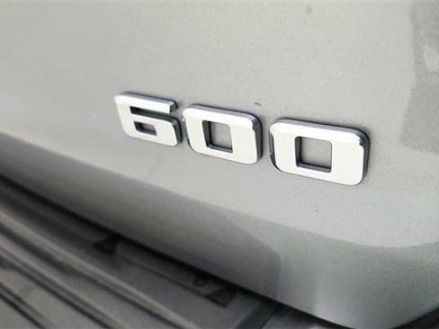 Used 2023 Cadillac Escalade Premium Luxury w/ Performance Package image 18