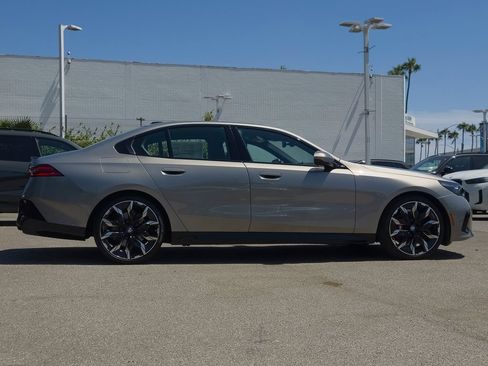 New 2027 BMW 530i w/ M Sport Package RWD image 3