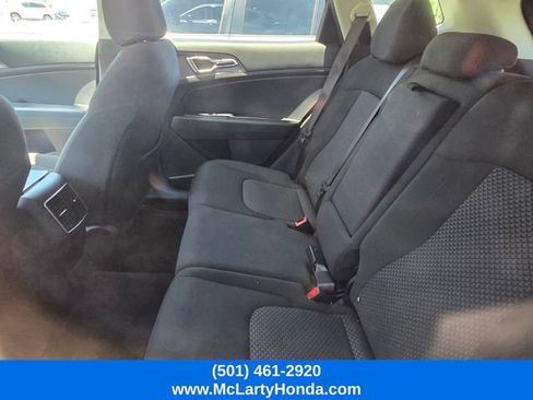 Used 2024 Kia Sportage LX AWD/4WD image 9