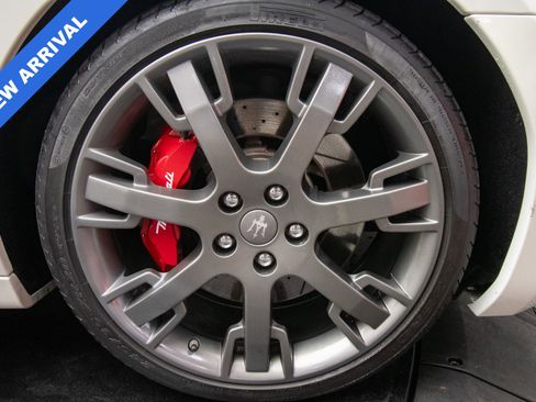 Used 2018 Maserati GranTurismo Sport image 32