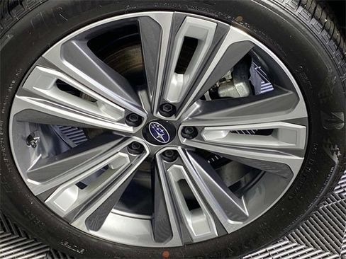 Used 2024 Subaru Solterra Limited image 28