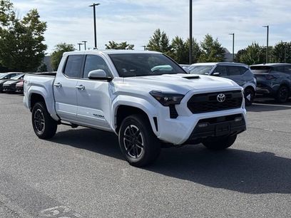 Used 2024 Toyota Tacoma TRD Sport w/ TRD Sport Upgrade Package