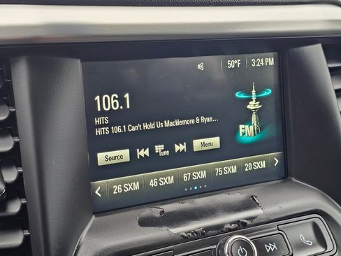 Used 2017 GMC Acadia SLE image 7