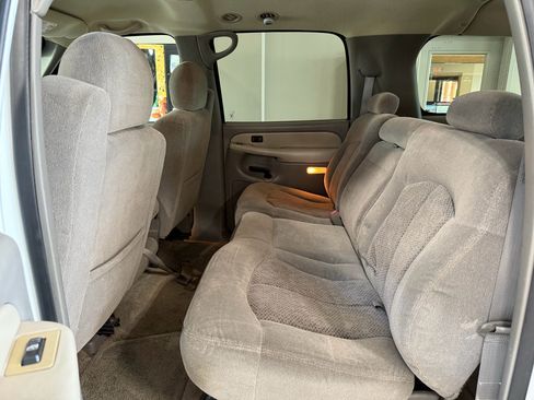 Used 2002 Chevrolet Suburban LS w/ Trailer Pkg AWD/4WD image 11
