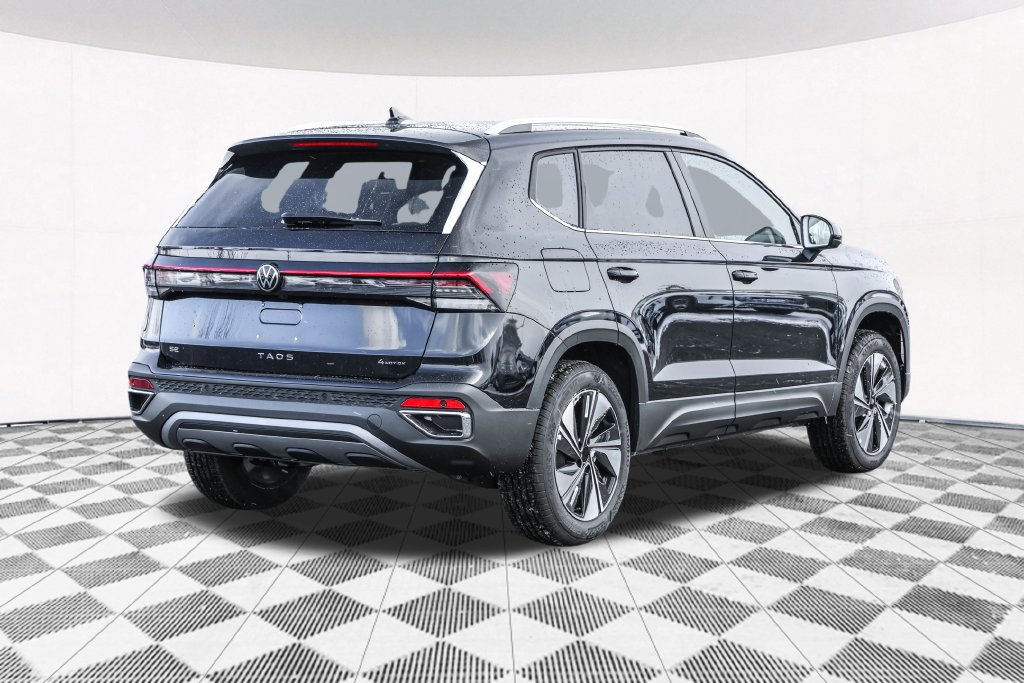 Used 2026 Volkswagen Taos SE AWD/4WD image 10