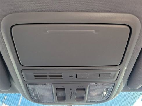 Used 2017 Honda Pilot EX-L image 33