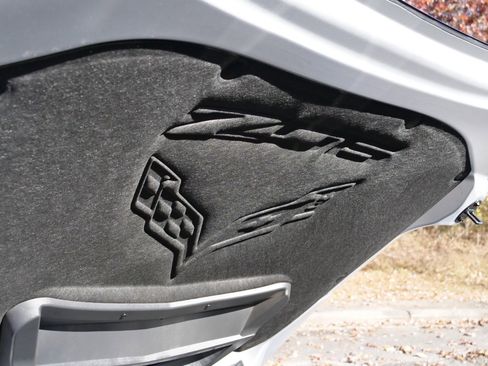 Used 2016 Chevrolet Corvette Z06 w/ 3LZ Preferred Equipment Group image 47