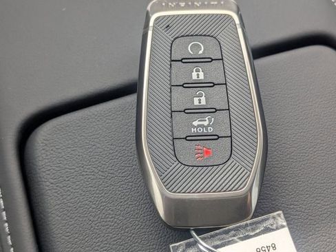 New 2026 INFINITI QX80 Autograph w/ Premium Cargo Package image 33