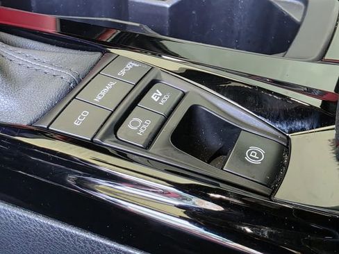 Used 2025 Toyota Camry XSE image 24