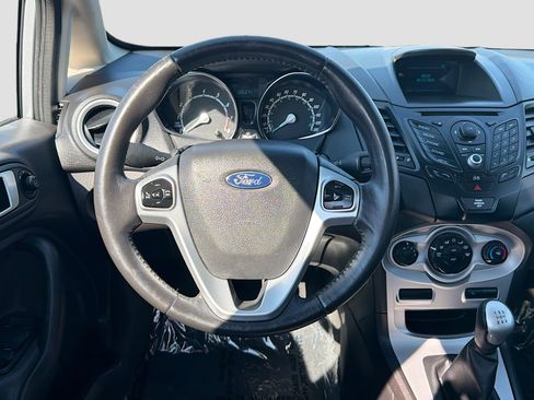 Used 2015 Ford Fiesta SE FWD image 17