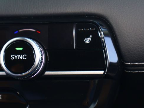 Used 2025 Honda Pilot EX-L image 26