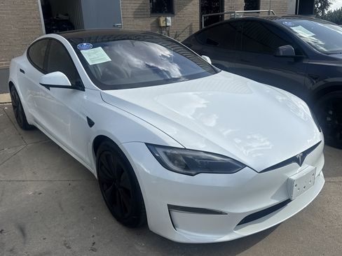 Used 2024 Tesla Model S Plaid AWD/4WD image 1