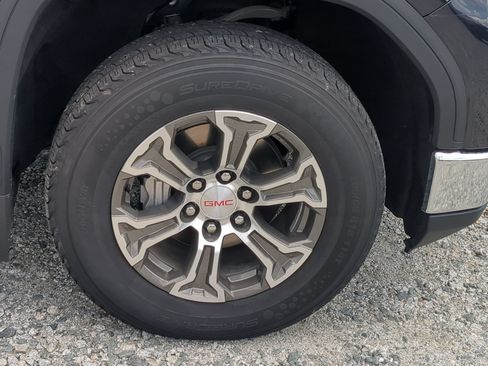 Used 2025 GMC Sierra 1500 SLT RWD image 12