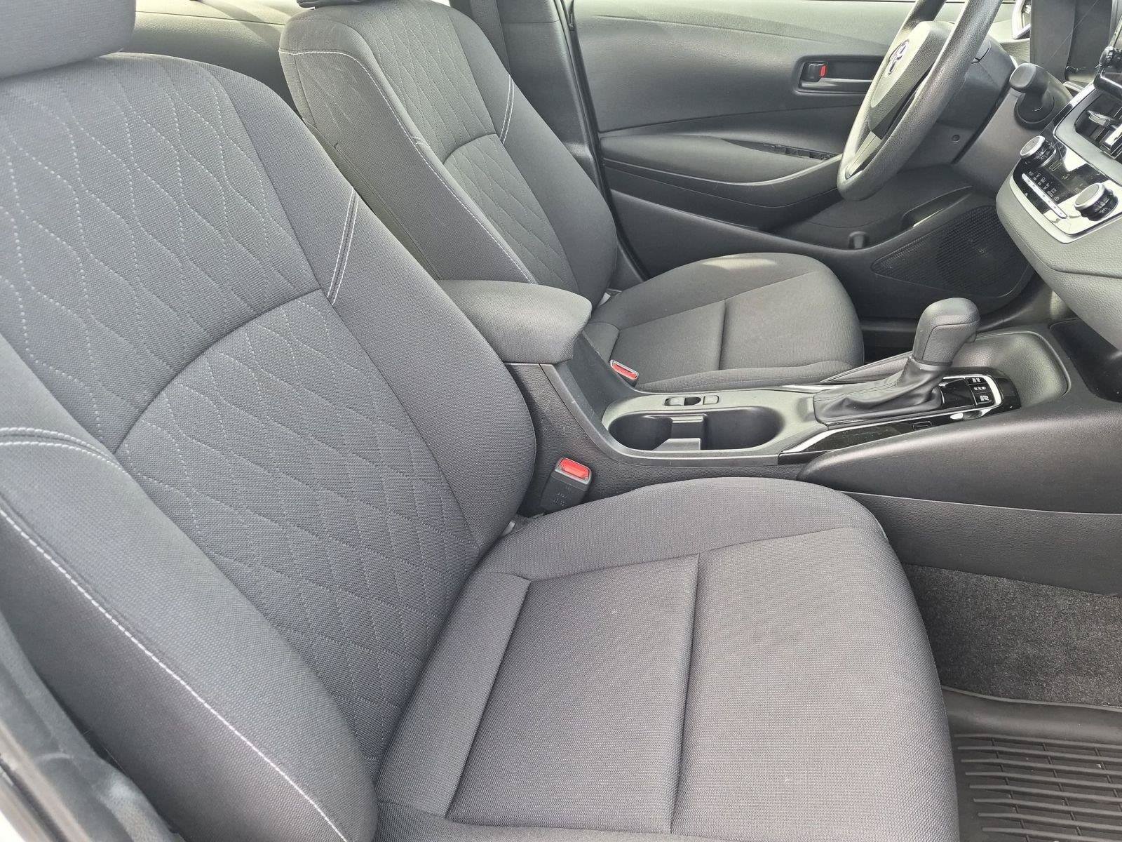 Used 2024 Toyota Corolla LE w/ LE Convenience Package FWD image 17